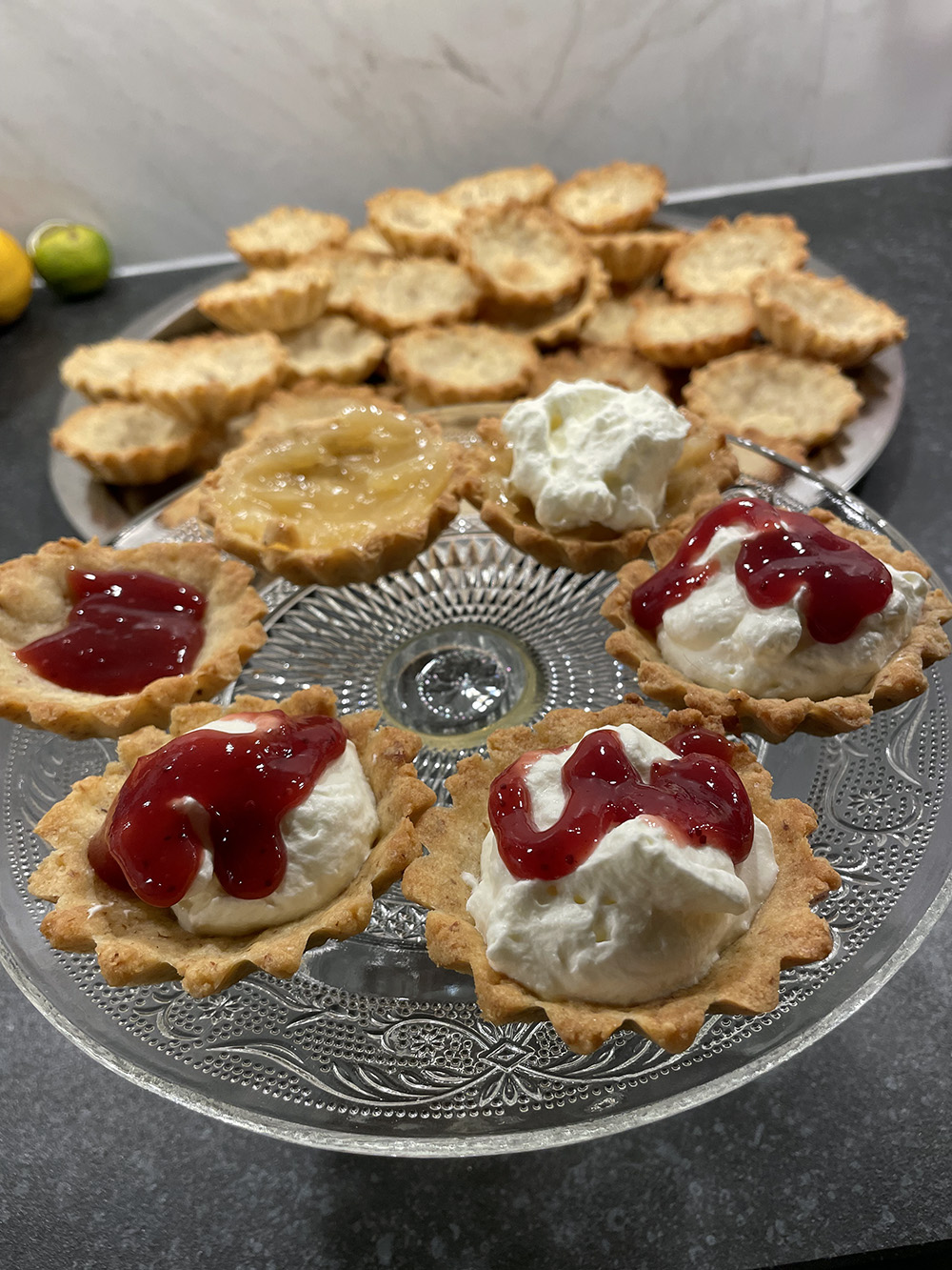 Mandelmusslor, bittermandel &amp; lemoncurd – Popprinsessan